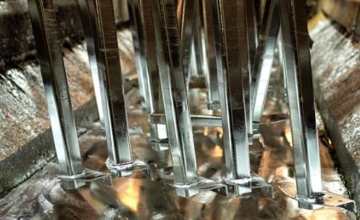 hot galvanizing protection molten zinc